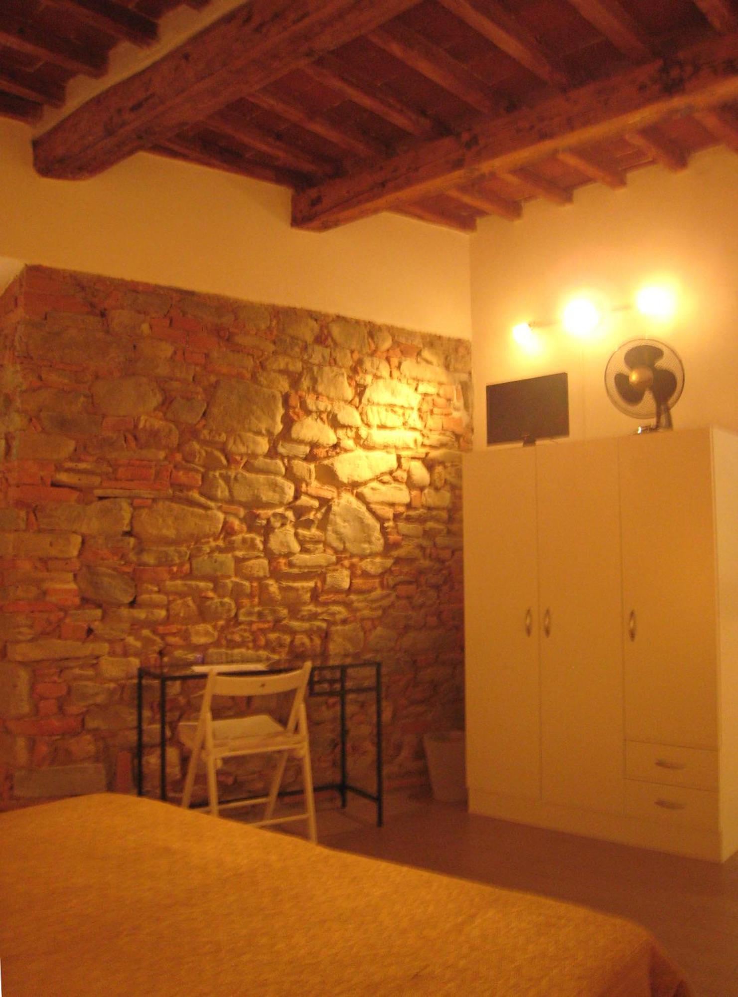 Rinathos Guesthouse Ареццо Экстерьер фото